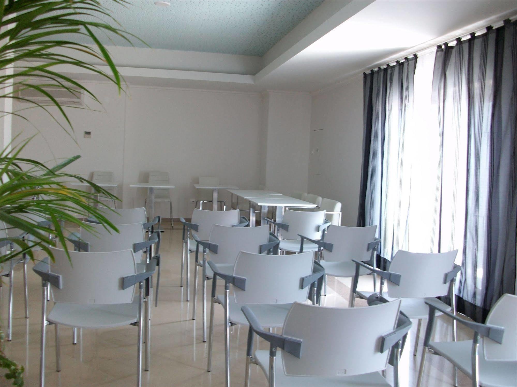 Dom Joao Hotel Entroncamento Zewnętrze zdjęcie